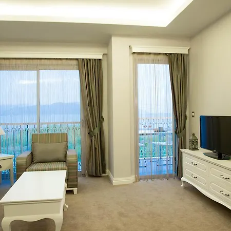 Daphne Beach 公寓